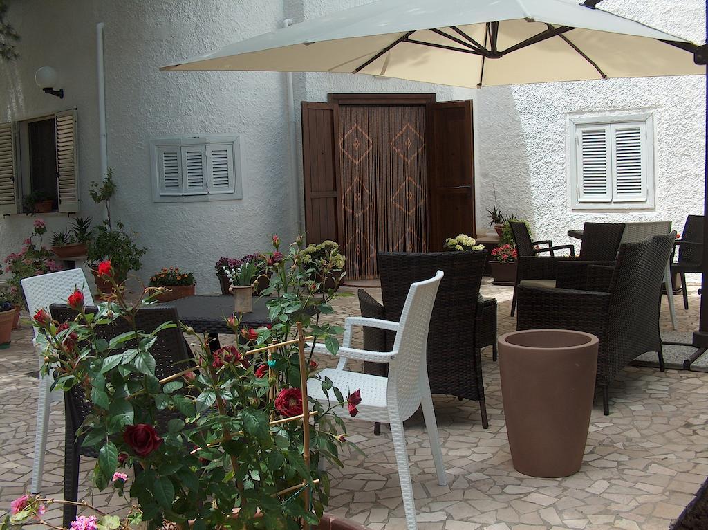 Hotel Coppa Di Cielo Peschici Exterior foto
